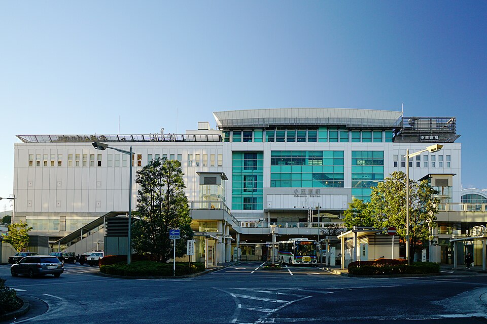 小田原駅の駅舎・駅周辺