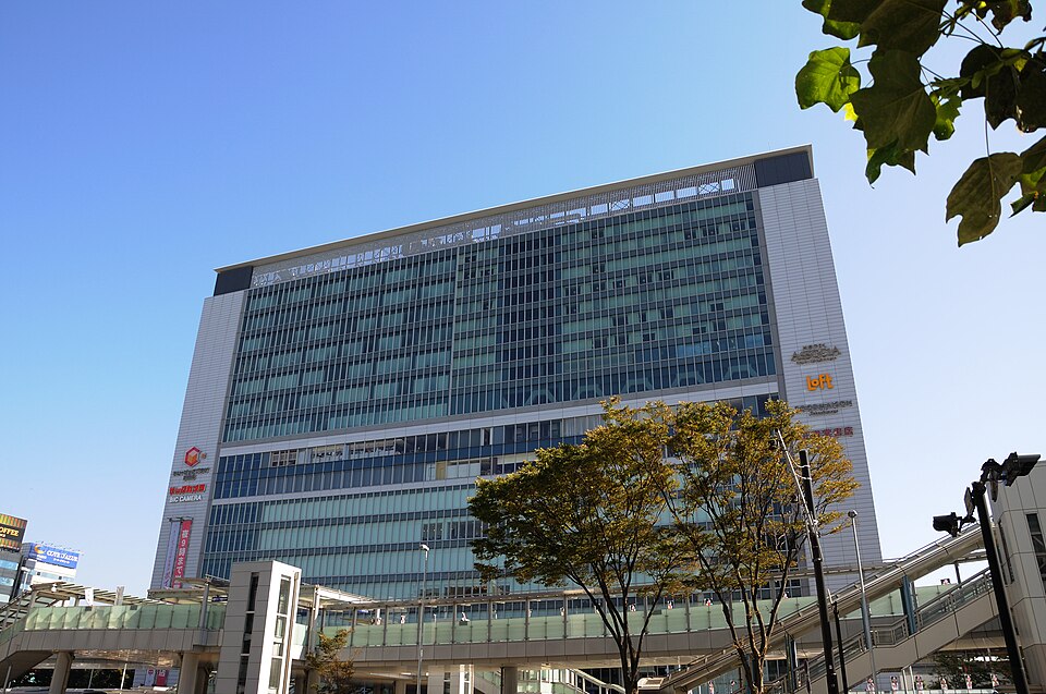 新横浜駅の駅舎・駅周辺